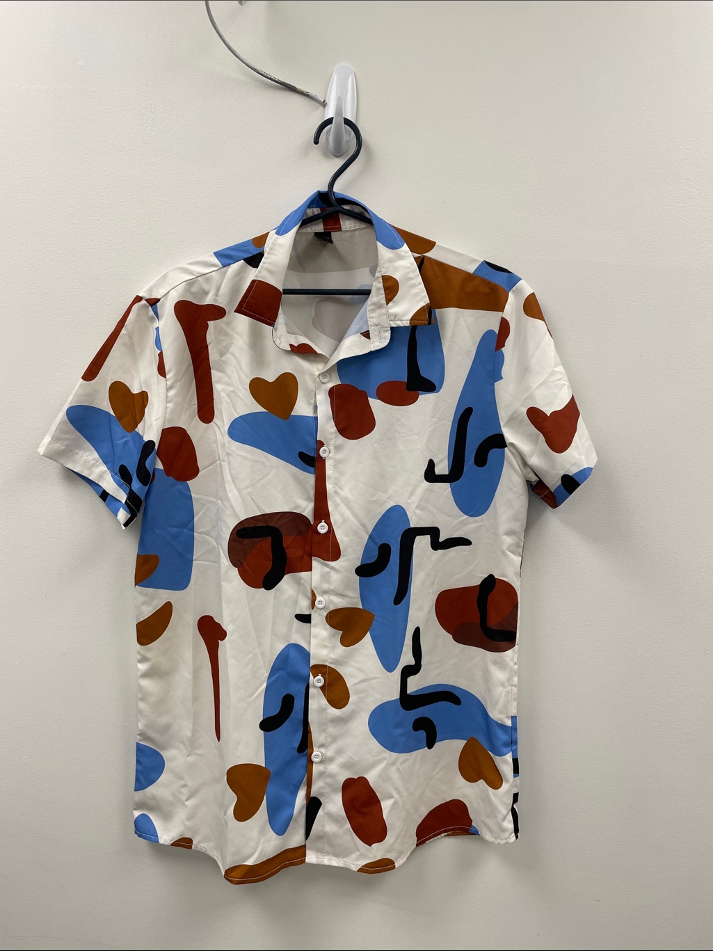 Men's Short-Sleeve Abstract Print Shirt In White, Blue & Brown